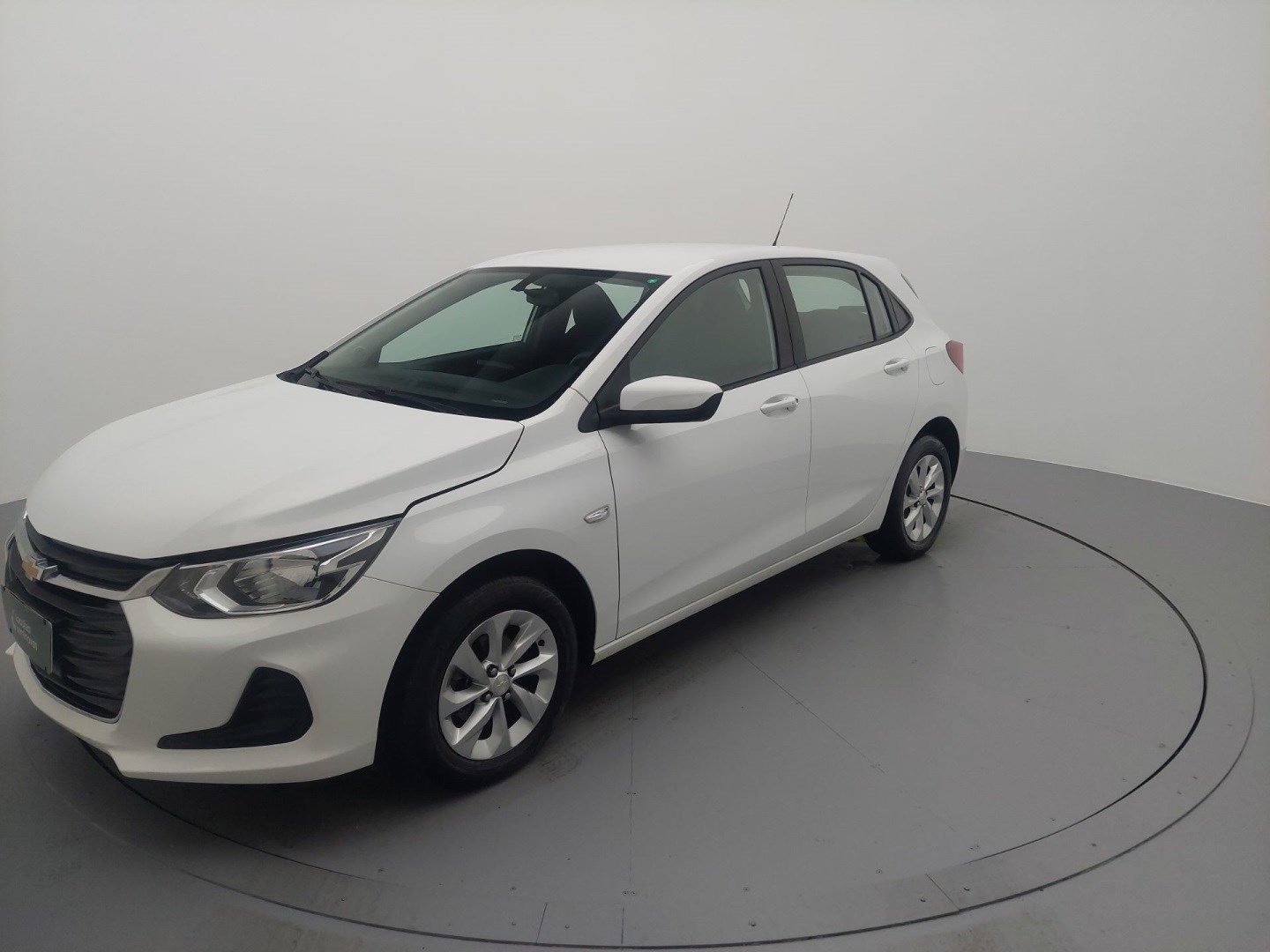 //www.autoline.com.br/carro/chevrolet/onix-10-lt-12v-flex-4p-manual/2023/sao-paulo-sp/25000004
