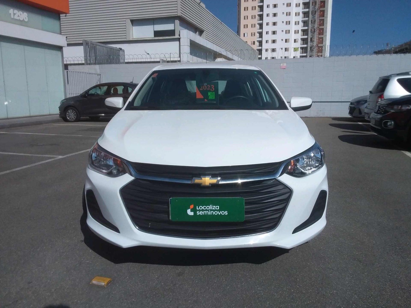 //www.autoline.com.br/carro/chevrolet/onix-10-lt-12v-flex-4p-manual/2023/sao-paulo-sp/25000040