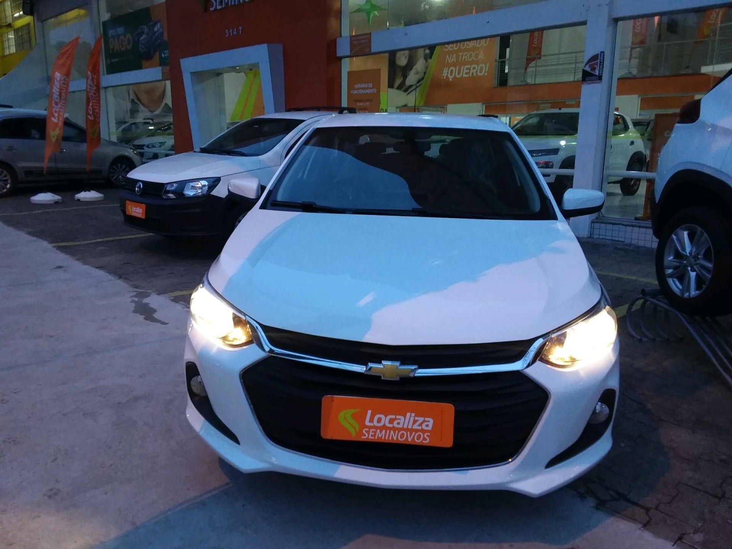 //www.autoline.com.br/carro/chevrolet/onix-10-turbo-ltz-12v-flex-4p-manual/2023/brasilia-df/25011743