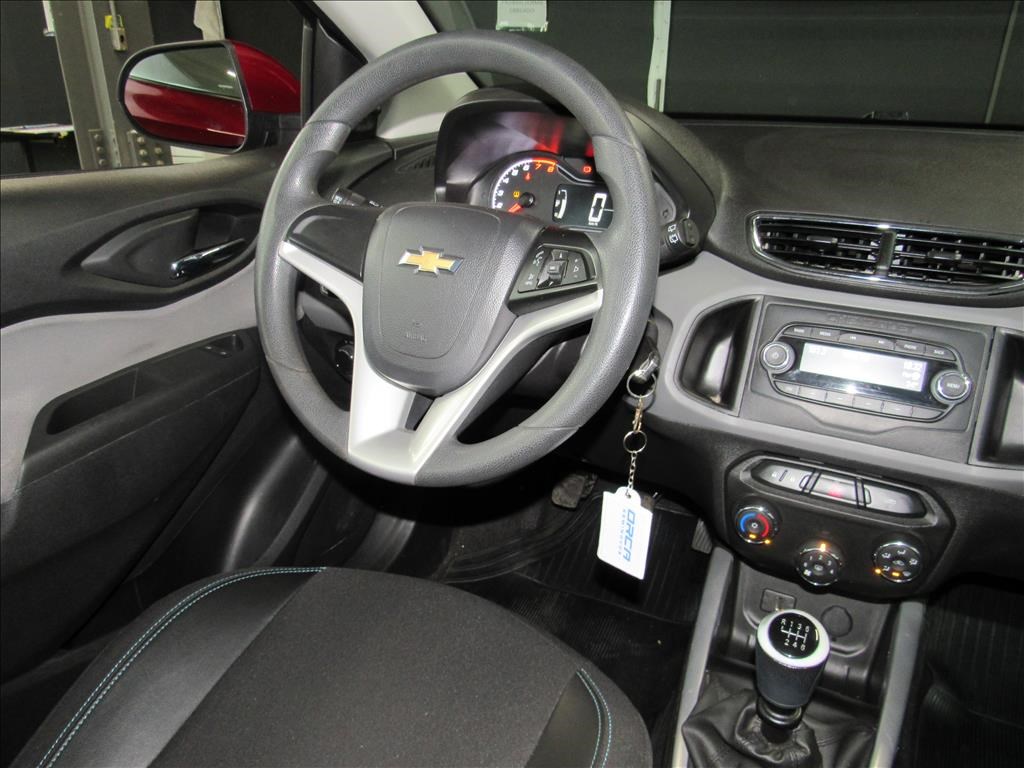 //www.autoline.com.br/carro/chevrolet/onix-10-lt-8v-flex-4p-manual/2019/brasilia-df/25022276