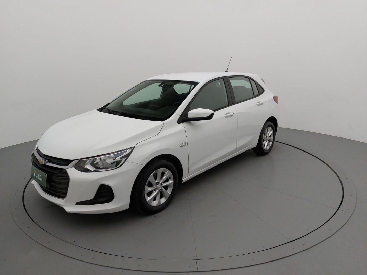 //www.autoline.com.br/carro/chevrolet/onix-10-lt-12v-flex-4p-manual/2023/sao-paulo-sp/25031304