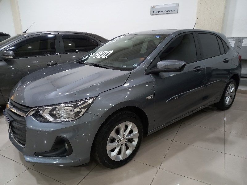 //www.autoline.com.br/carro/chevrolet/onix-plus-10-turbo-lt-12v-flex-4p-manual/2021/sao-paulo-sp/24987199