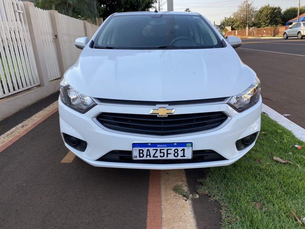 //www.autoline.com.br/carro/chevrolet/prisma-14-lt-8v-flex-4p-manual/2017/entre-rios-do-oeste-pr/23473964