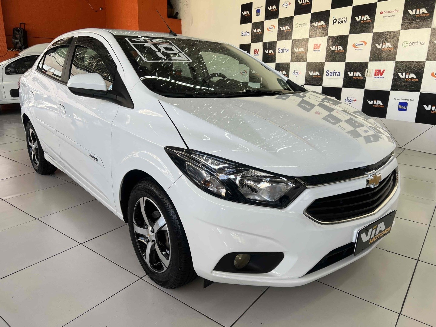 //www.autoline.com.br/carro/chevrolet/prisma-14-lt-8v-flex-4p-manual/2019/sao-paulo-sp/23604978
