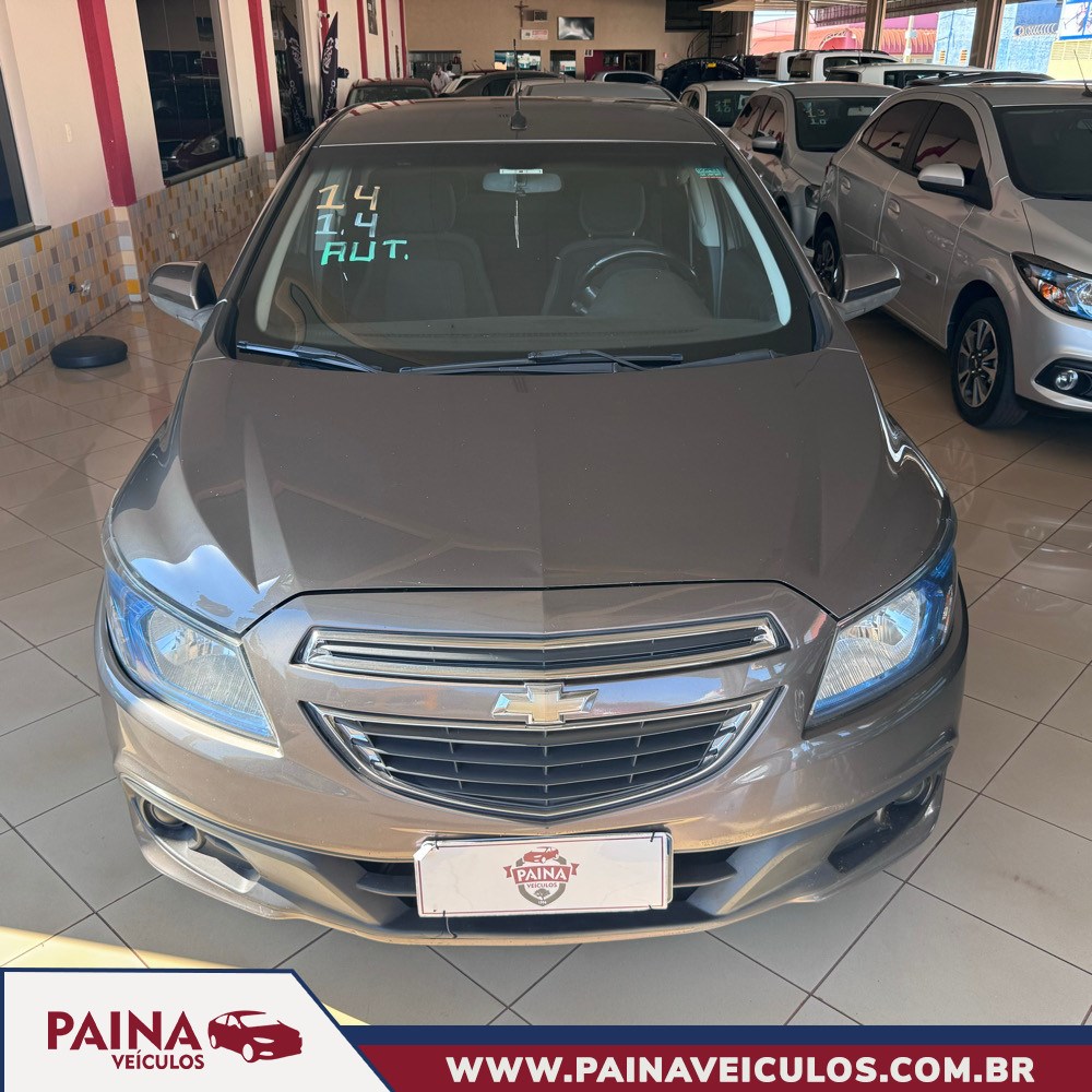 //www.autoline.com.br/carro/chevrolet/prisma-14-lt-8v-flex-4p-automatico/2014/frutal-mg/23622850