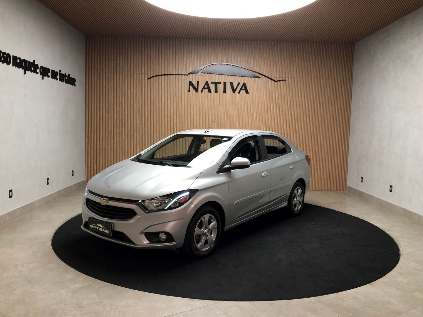 //www.autoline.com.br/carro/chevrolet/prisma-14-ltz-8v-flex-4p-manual/2017/jundiai-sp/24374685