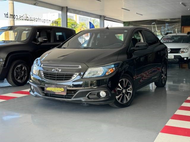 //www.autoline.com.br/carro/chevrolet/prisma-14-ltz-8v-flex-4p-automatico/2014/bauru-sp/24804688