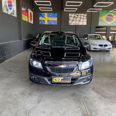 //www.autoline.com.br/carro/chevrolet/prisma-14-lt-8v-flex-4p-manual/2016/louveira-sp/24829738