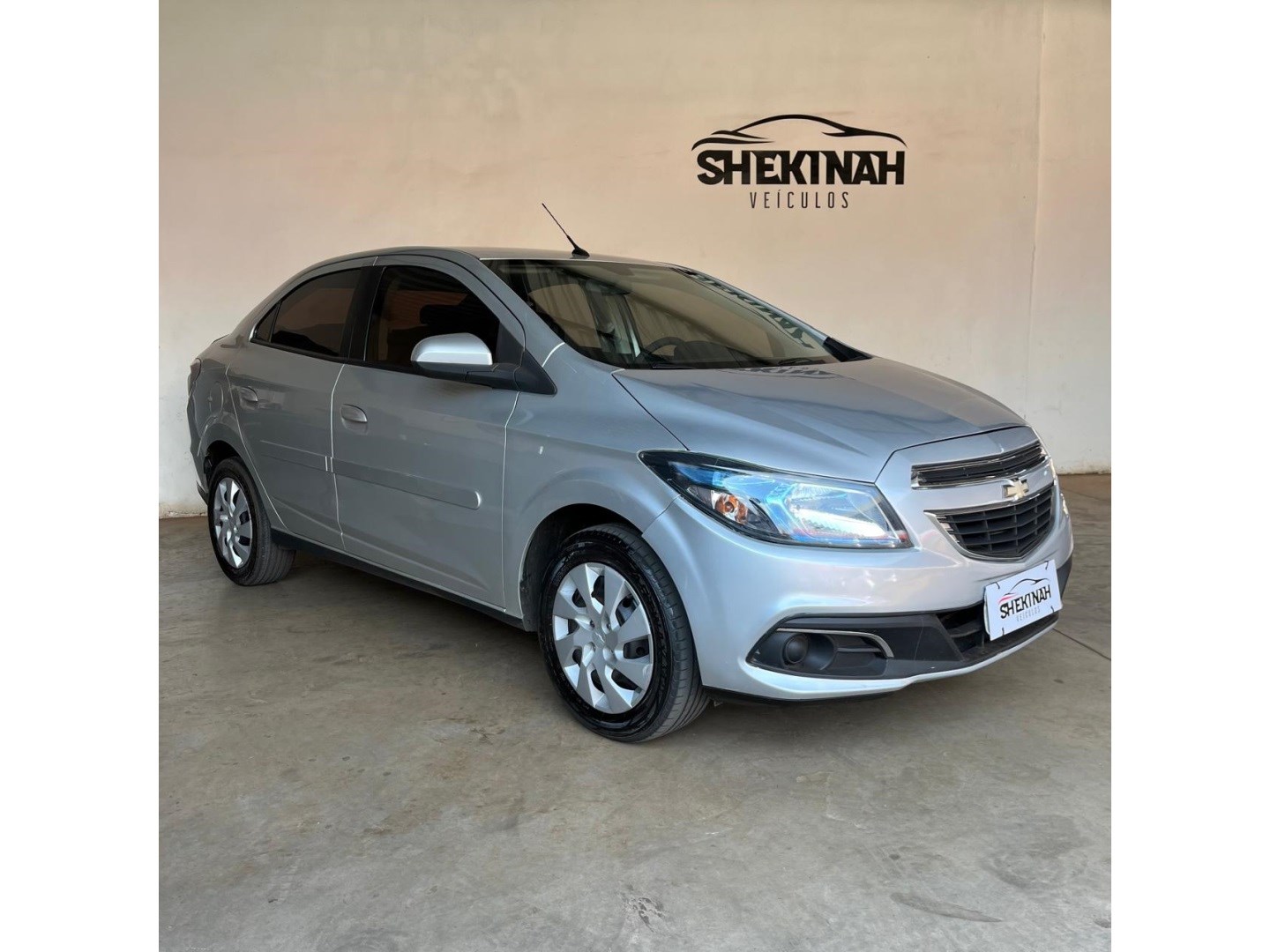 //www.autoline.com.br/carro/chevrolet/prisma-14-lt-8v-flex-4p-manual/2014/rondonopolis-mt/24951473