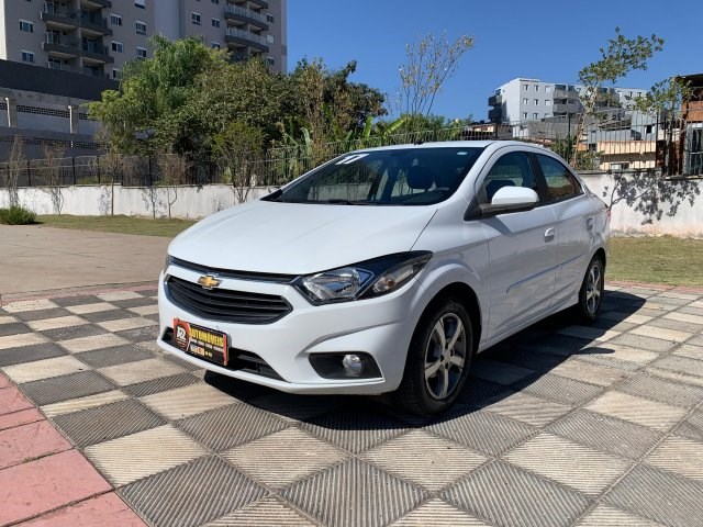 //www.autoline.com.br/carro/chevrolet/prisma-14-ltz-8v-flex-4p-manual/2017/barueri-sp/25018335