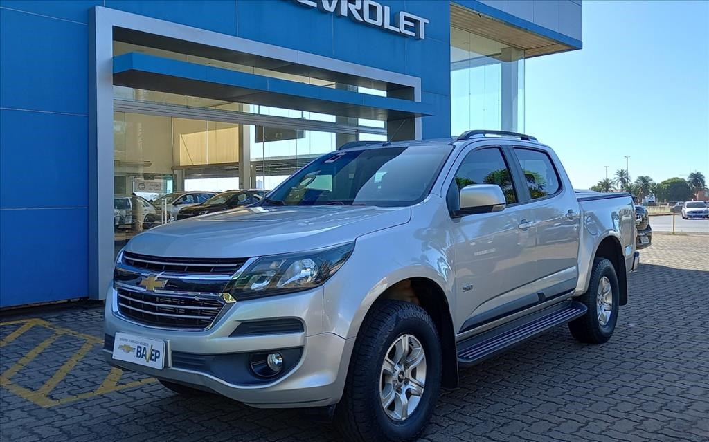 //www.autoline.com.br/carro/chevrolet/s-10-28-cd-lt-16v-diesel-4p-4x4-turbo-automatico/2018/barretos-sp/20748038