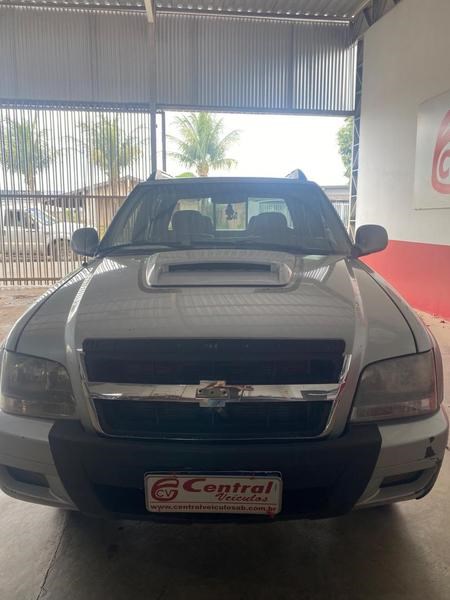 //www.autoline.com.br/carro/chevrolet/s-10-24-rodeio-cd-8v-flex-4p-manual/2011/agua-boa-mt/23535853