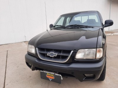 //www.autoline.com.br/carro/chevrolet/s-10-28-dlx-cd-tb-8v-diesel-4p-turbo-manual/2000/santa-cruz-do-sul-rs/23683738