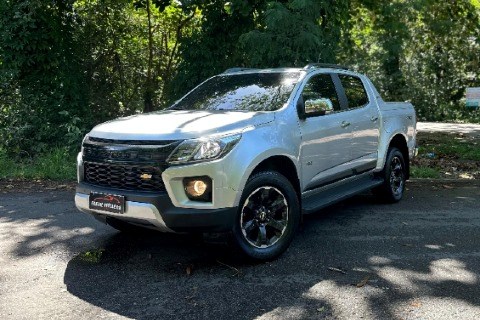 //www.autoline.com.br/carro/chevrolet/s-10-28-high-country-cd-16v-diesel-4p-4x4-turbo-au/2023/manaus-am/23832783