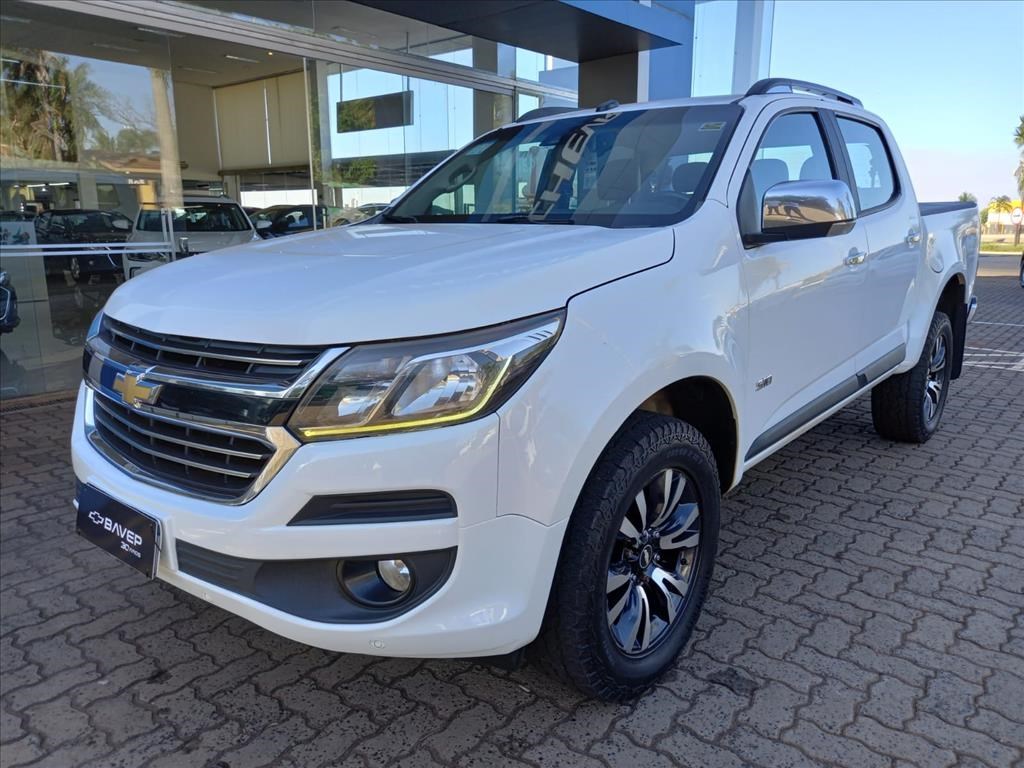//www.autoline.com.br/carro/chevrolet/s-10-25-cd-ltz-16v-flex-4p-4x4-automatico/2018/barretos-sp/24123678