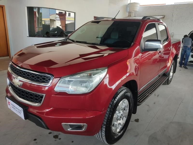 //www.autoline.com.br/carro/chevrolet/s-10-28-cd-ltz-16v-diesel-4p-turbo-automatico/2016/cacoal-ro/24129645