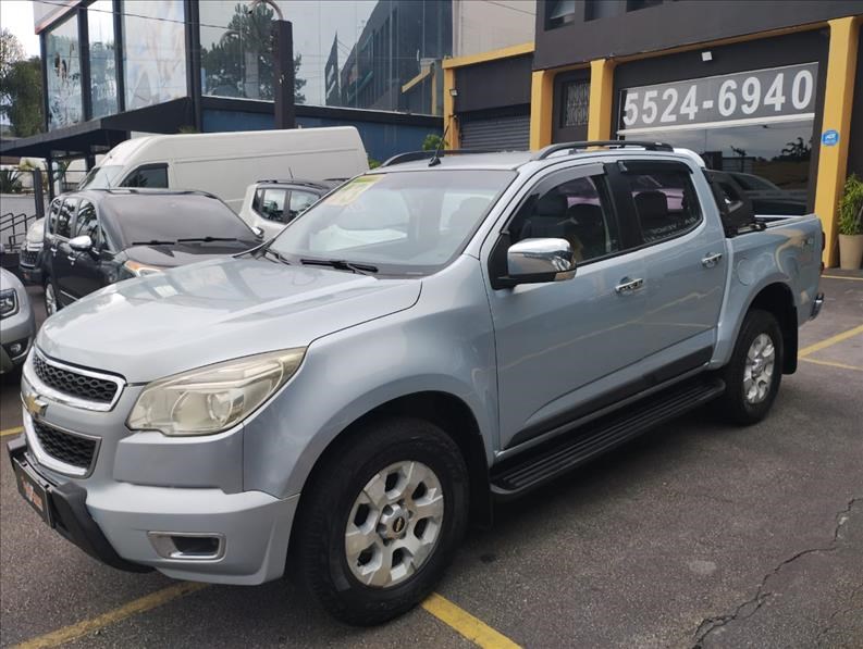 //www.autoline.com.br/carro/chevrolet/s-10-28-ltz-cd-16v-diesel-4p-4x4-turbo-automatico/2013/sao-paulo-sp/24133091