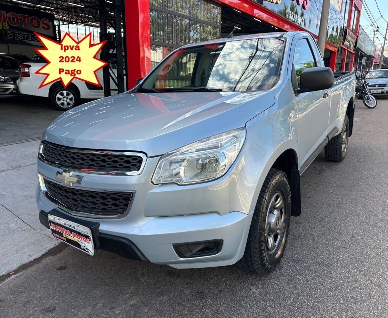 //www.autoline.com.br/carro/chevrolet/s-10-28-ls-cs-16v-diesel-2p-4x4-turbo-manual/2013/sumare-sp/24347432