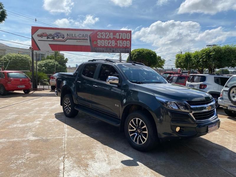 //www.autoline.com.br/carro/chevrolet/s-10-28-cd-high-country-16v-diesel-4p-4x4-turbo-au/2019/campo-grande-ms/24367935