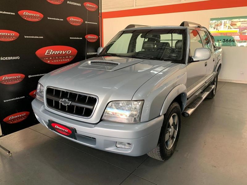 //www.autoline.com.br/carro/chevrolet/s-10-28-tornado-cd-12v-diesel-4p-4x4-turbo-manual/2008/araxa-mg/24432358
