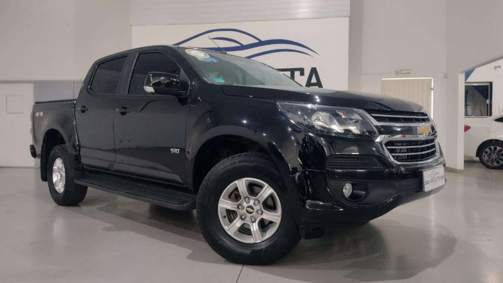 //www.autoline.com.br/carro/chevrolet/s-10-28-cd-lt-16v-diesel-4p-4x4-turbo-automatico/2019/tres-lagoas-ms/24524076