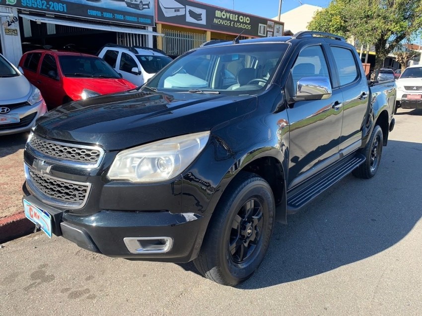 //www.autoline.com.br/carro/chevrolet/s-10-24-ltz-cd-8v-flex-4p-manual/2013/curitiba-pr/24576987