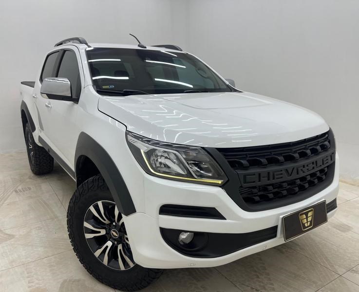 //www.autoline.com.br/carro/chevrolet/s-10-28-cd-ltz-16v-diesel-4p-4x4-turbo-automatico/2017/campo-grande-ms/24582758