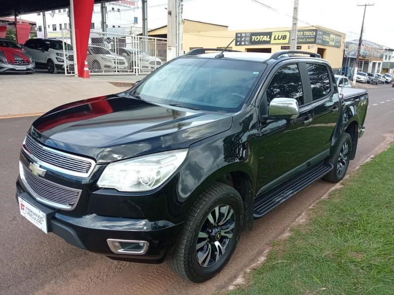 //www.autoline.com.br/carro/chevrolet/s-10-24-ltz-cd-8v-flex-4p-manual/2014/cacoal-ro/24626988