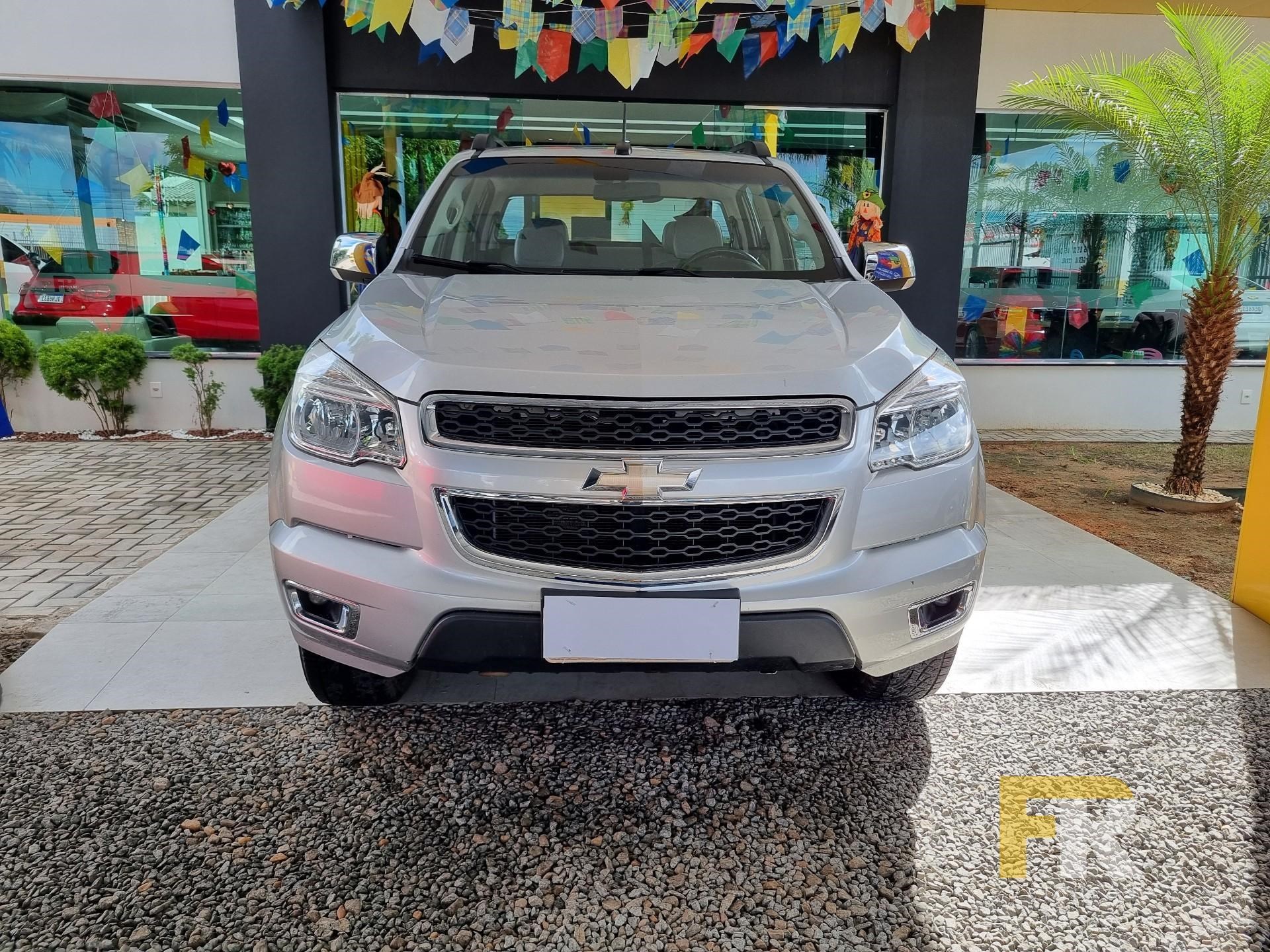 //www.autoline.com.br/carro/chevrolet/s-10-25-cd-ltz-16v-flex-4p-4x4-manual/2016/boa-vista-rr/24750931