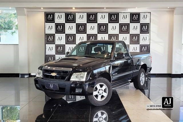 //www.autoline.com.br/carro/chevrolet/s-10-24-advantage-cs-8v-flex-2p-manual/2010/botucatu-sp/24771076