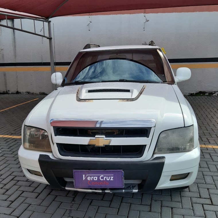 //www.autoline.com.br/carro/chevrolet/s-10-28-tornado-cd-12v-diesel-4p-turbo-manual/2006/goiania-go/24803972