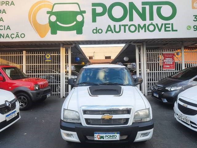 //www.autoline.com.br/carro/chevrolet/s-10-24-rodeio-cd-8v-flex-4p-manual/2011/goiania-go/24838227