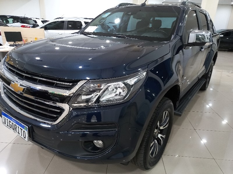 //www.autoline.com.br/carro/chevrolet/s-10-25-cd-ltz-16v-flex-4p-automatico/2019/sao-paulo-sp/24866247