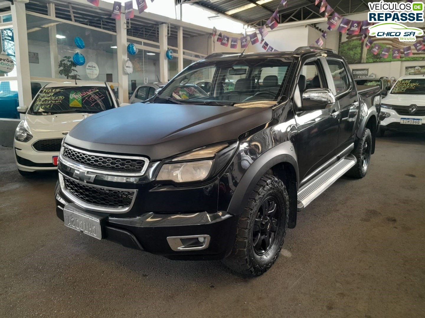 //www.autoline.com.br/carro/chevrolet/s-10-28-lt-cd-16v-diesel-4p-turbo-automatico/2013/belo-horizonte-mg/24884213