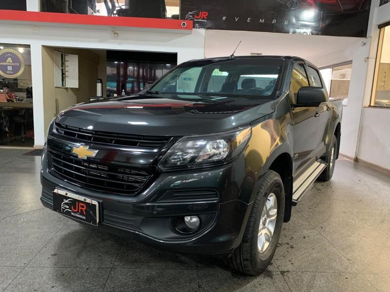 //www.autoline.com.br/carro/chevrolet/s-10-28-lt-cd-16v-diesel-4p-4x4-turbo-manual/2020/brasilia-df/24896935