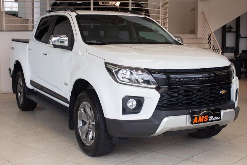 //www.autoline.com.br/carro/chevrolet/s-10-28-ltz-cd-16v-diesel-4p-4x4-turbo-automatico/2022/curitiba-pr/24967797