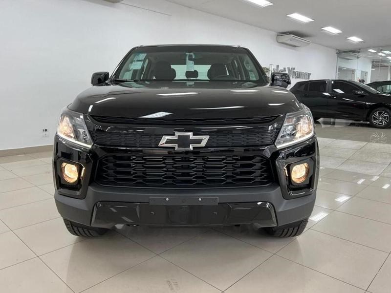 //www.autoline.com.br/carro/chevrolet/s-10-28-midnight-cd-16v-diesel-4p-4x4-turbo-automa/2024/belo-horizonte-mg/24971289