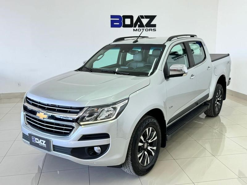//www.autoline.com.br/carro/chevrolet/s-10-25-ltz-cd-16v-flex-4p-automatico/2020/cuiaba-mt/24983637