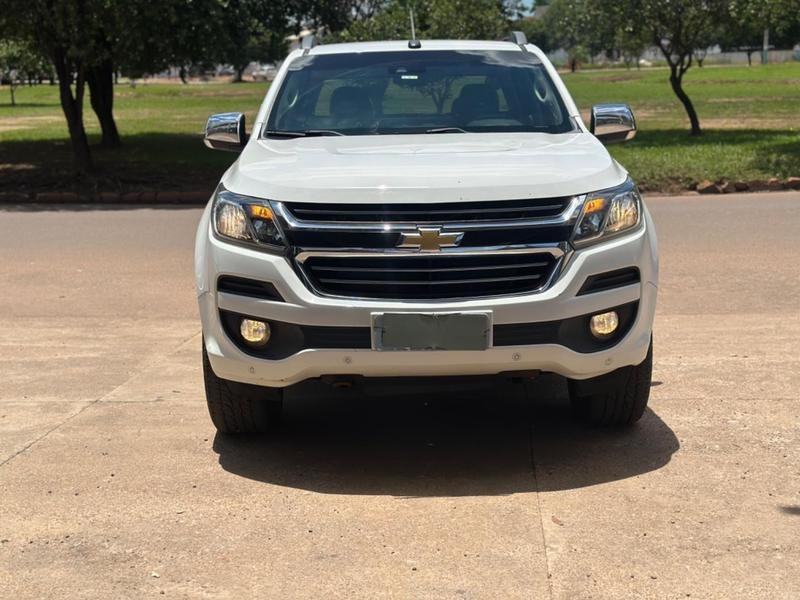 //www.autoline.com.br/carro/chevrolet/s-10-25-cd-ltz-16v-flex-4p-automatico/2018/sinop-mt/24988025