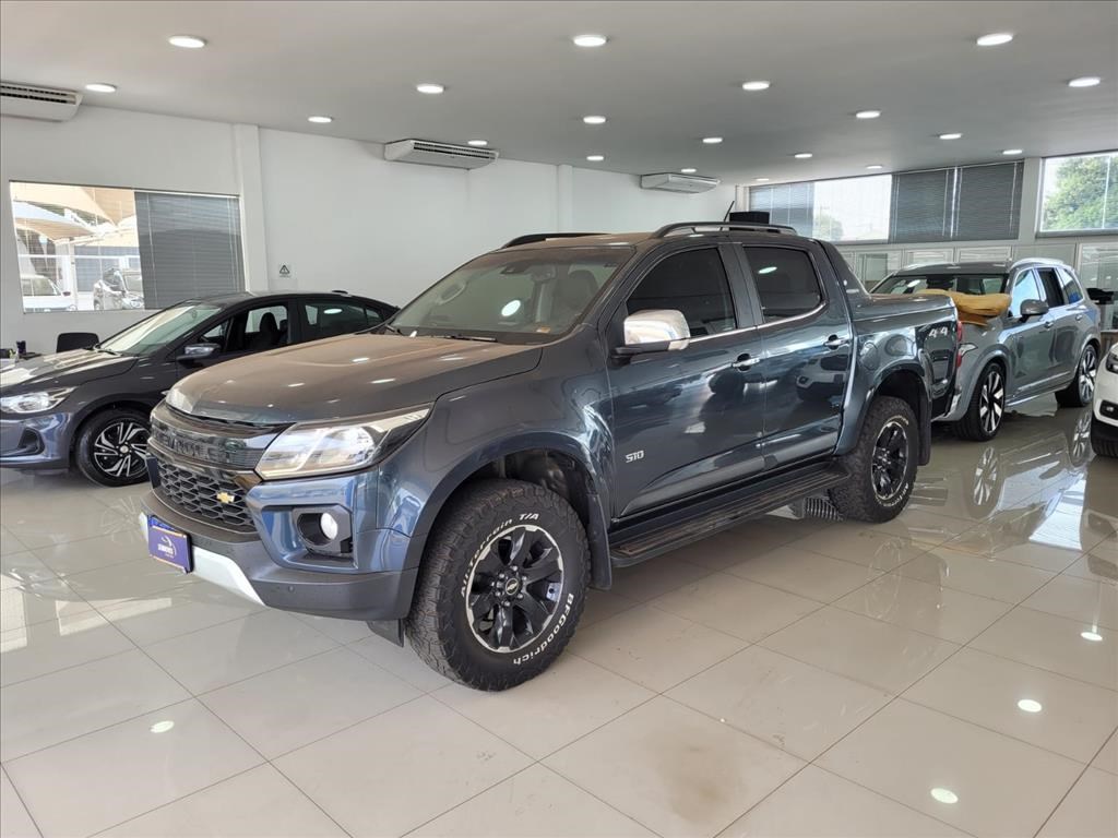 //www.autoline.com.br/carro/chevrolet/s-10-28-high-country-cd-16v-diesel-4p-4x4-turbo-au/2022/campo-grande-ms/25017952
