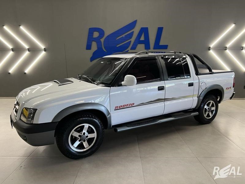 //www.autoline.com.br/carro/chevrolet/s-10-28-executive-cd-12v-diesel-4p-4x4-turbo-manua/2006/sapiranga-rs/25028416