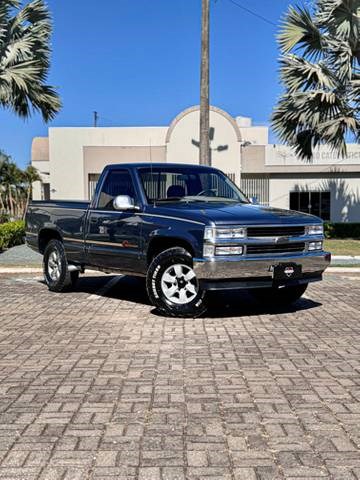 //www.autoline.com.br/carro/chevrolet/silverado-42-dlx-turbo-sprint-ts-12v-diesel-2p-manual/1998/lucas-do-rio-verde-mt/24707762