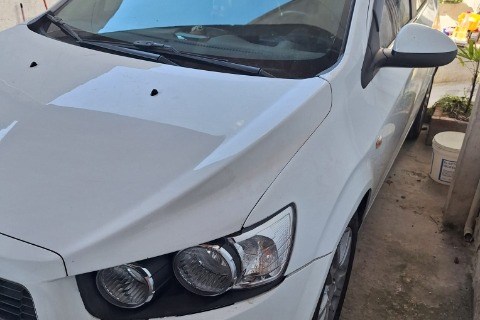 //www.autoline.com.br/carro/chevrolet/sonic-16-hatch-ltz-16v-flex-4p-automatico/2014/ferraz-de-vasconcelos-sp/24651520