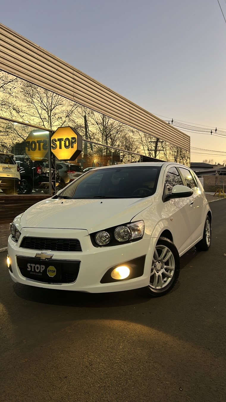 //www.autoline.com.br/carro/chevrolet/sonic-16-hatch-ltz-16v-flex-4p-manual/2013/dois-irmaos-rs/24896842