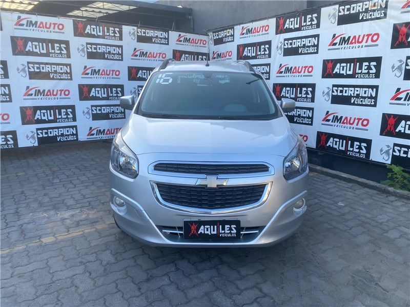 //www.autoline.com.br/carro/chevrolet/spin-18-ltz-7l-8v-flex-4p-automatico/2016/rio-de-janeiro-rj/23591507