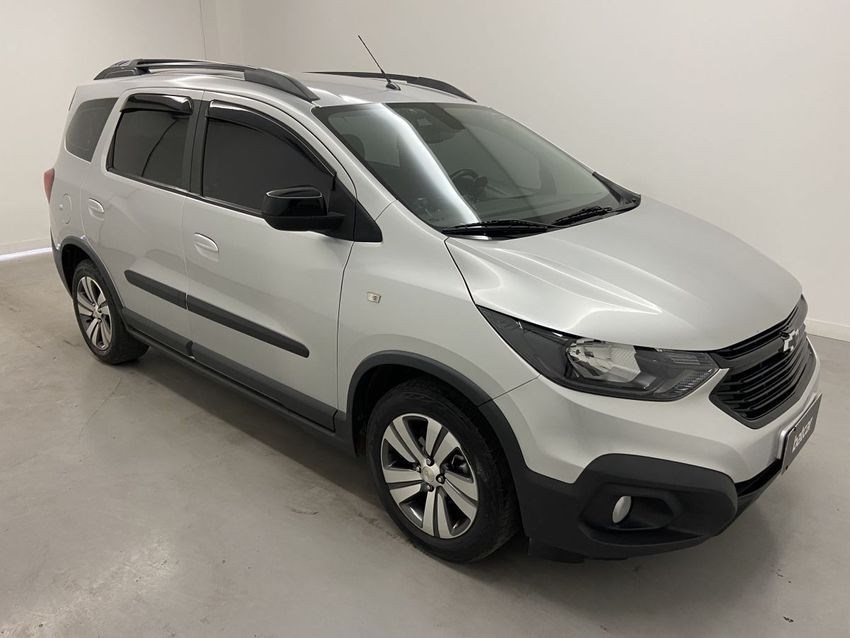 //www.autoline.com.br/carro/chevrolet/spin-18-activ-7l-8v-flex-4p-automatico/2022/brasilia-df/24456308