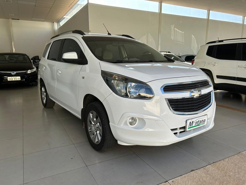 //www.autoline.com.br/carro/chevrolet/spin-18-ltz-7l-8v-flex-4p-automatico/2013/uberlandia-mg/24724098