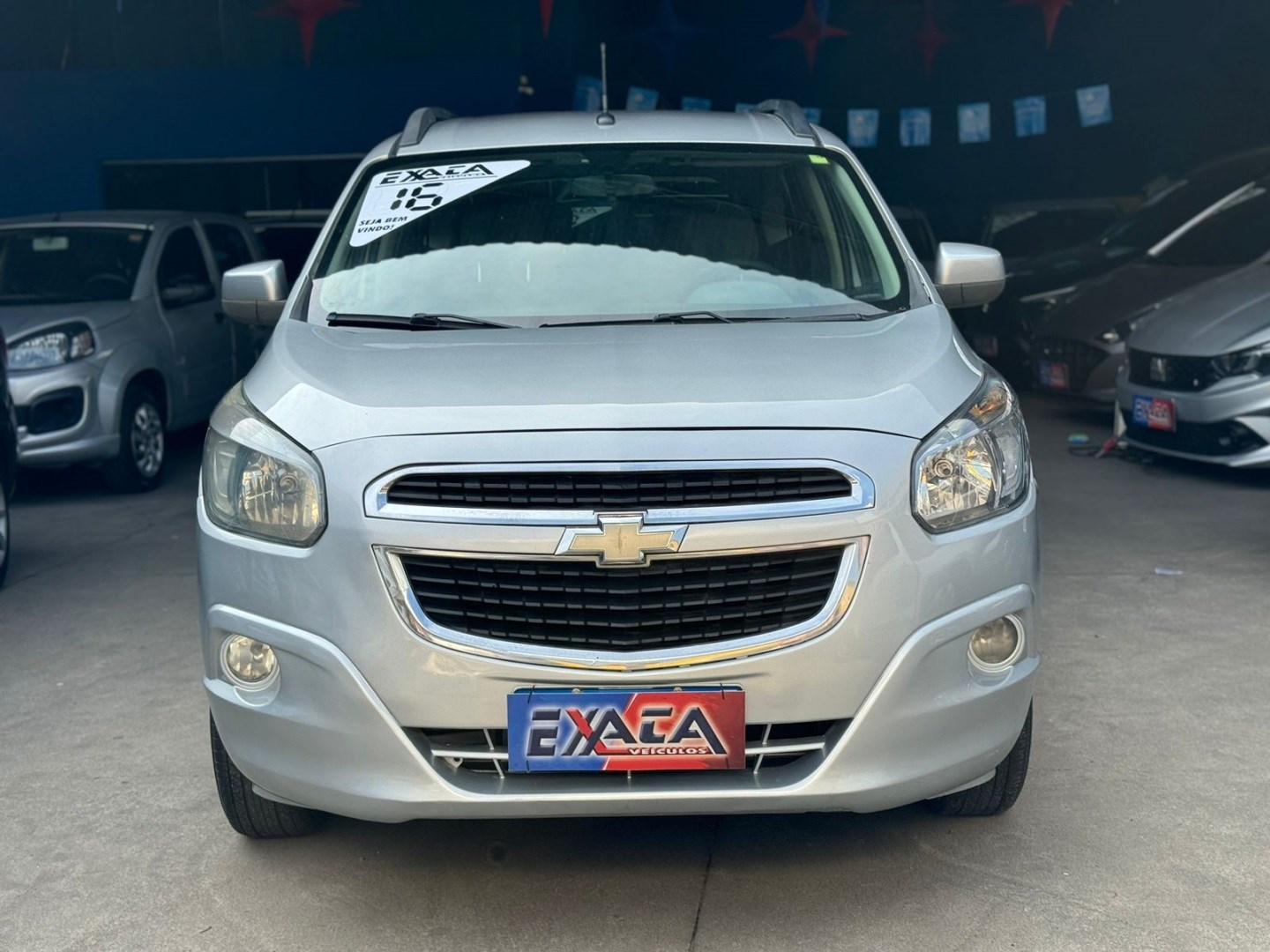 //www.autoline.com.br/carro/chevrolet/spin-18-ltz-7l-8v-flex-4p-automatico/2016/rio-de-janeiro-rj/24838153