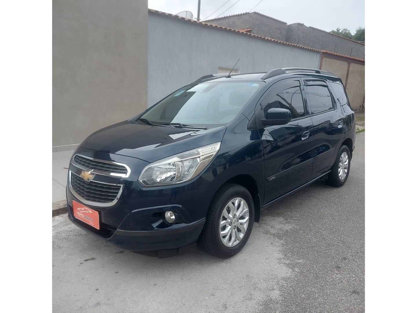 //www.autoline.com.br/carro/chevrolet/spin-18-ltz-7l-8v-flex-4p-manual/2018/rio-de-janeiro-rj/24864558