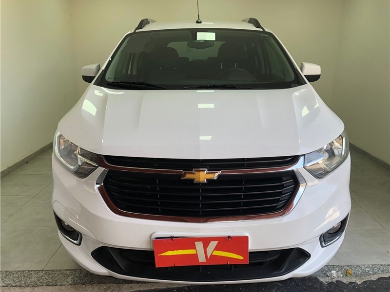 //www.autoline.com.br/carro/chevrolet/spin-18-premier-7l-8v-flex-4p-automatico/2022/rio-de-janeiro-rj/24877758